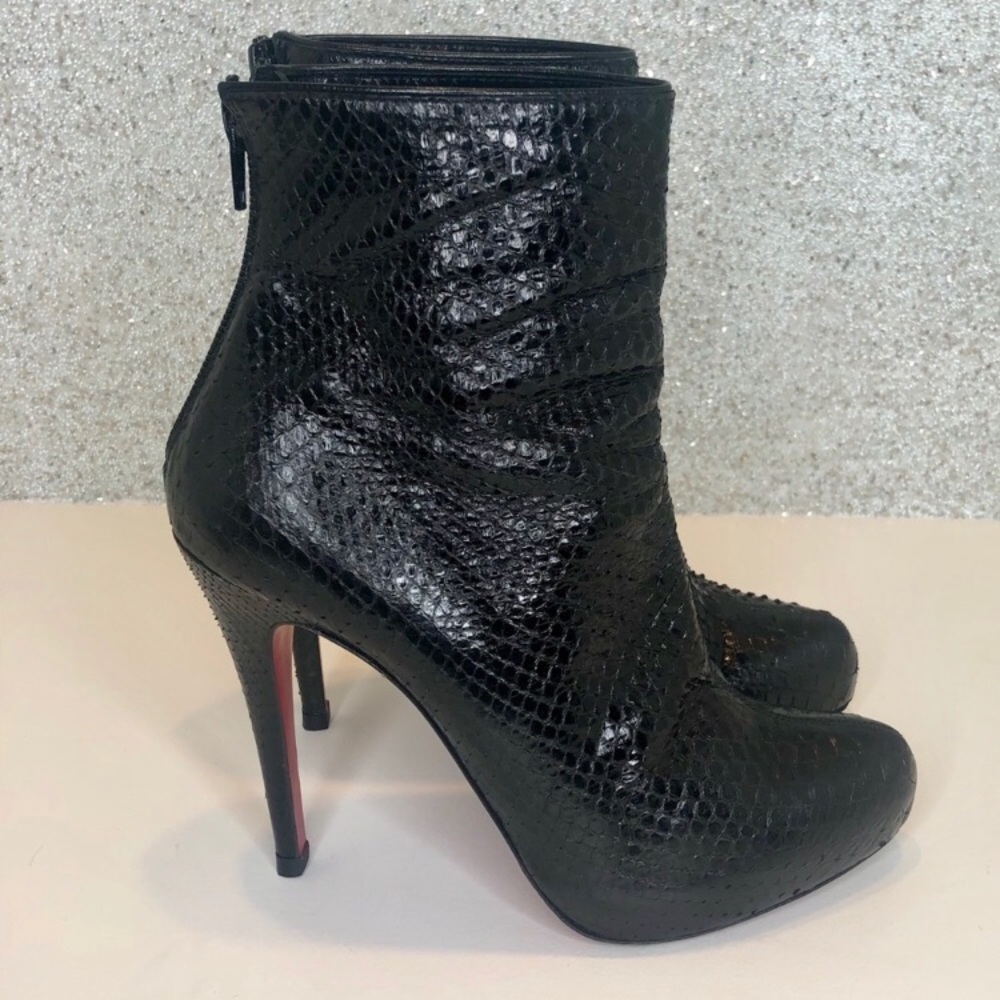 👠SOLD👠 Louboutin Black python Ankle Boots Bootie - Picture 3 of 8